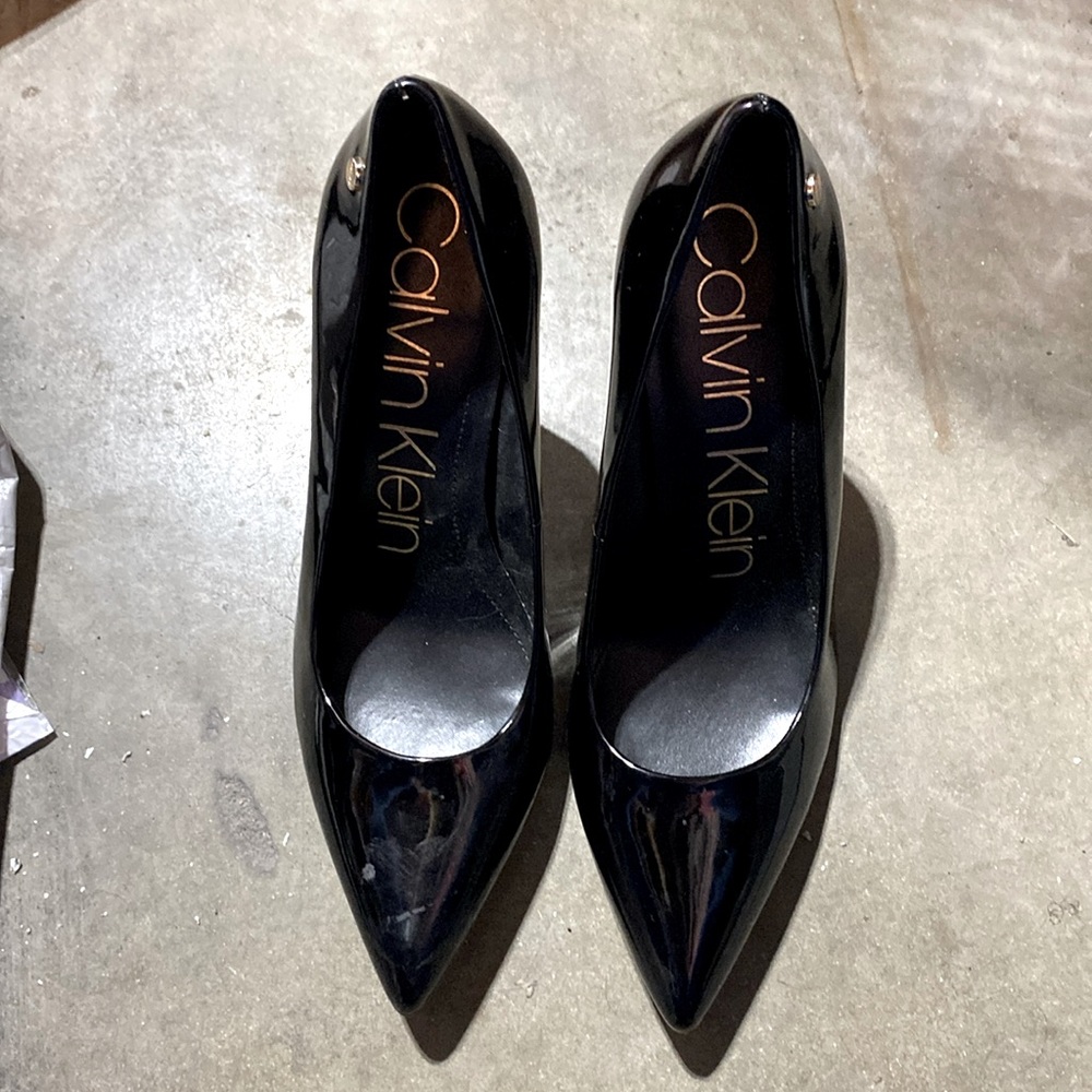 Calvin Klein pumps 9.5 EUC